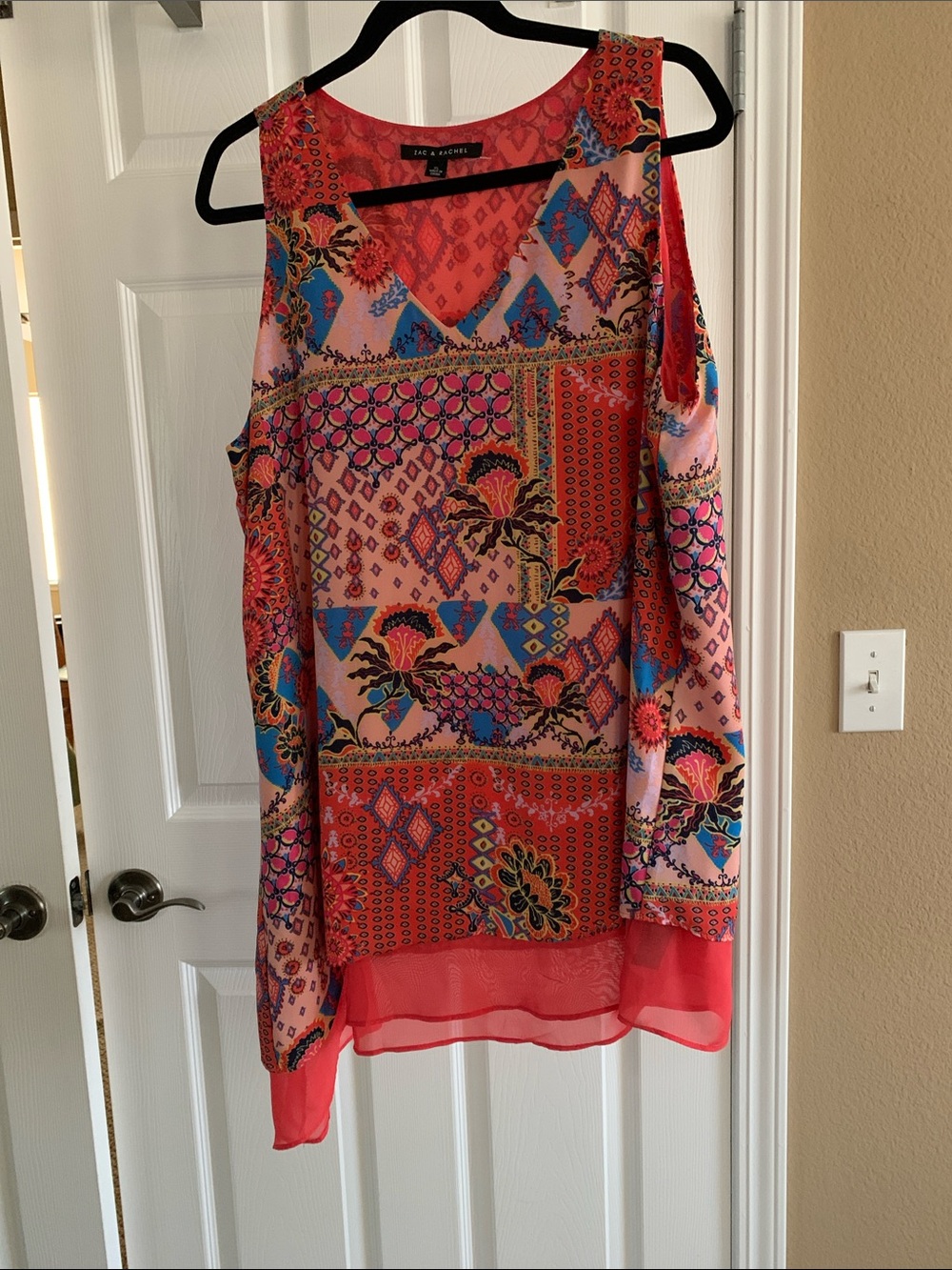 NWT, Zach and Rachel Pink & Coral Mixed Print Sleeveless Tunic